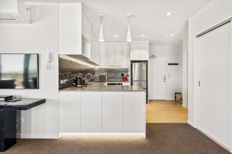 Photo of property in The Victor, 411/4 Bute Road, Browns Bay, Auckland, 0630