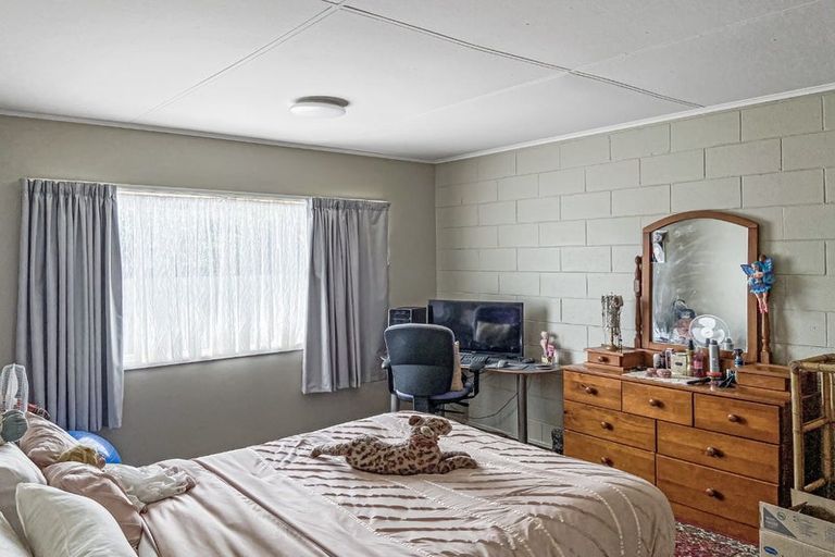 Photo of property in 69 Pine Avenue, Ebdentown, Upper Hutt, 5018