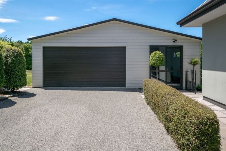 Photo of property in 16 Hammerichs Road, Rapaura, Blenheim, 7272