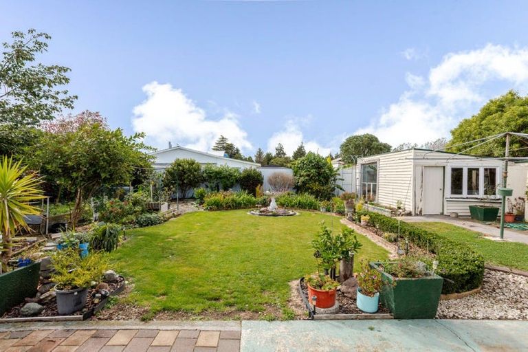 Photo of property in 20 Thyra Street, Dannevirke, 4930
