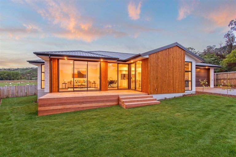 Photo of property in 4 Barnfields Close, Halswell, Christchurch, 8025