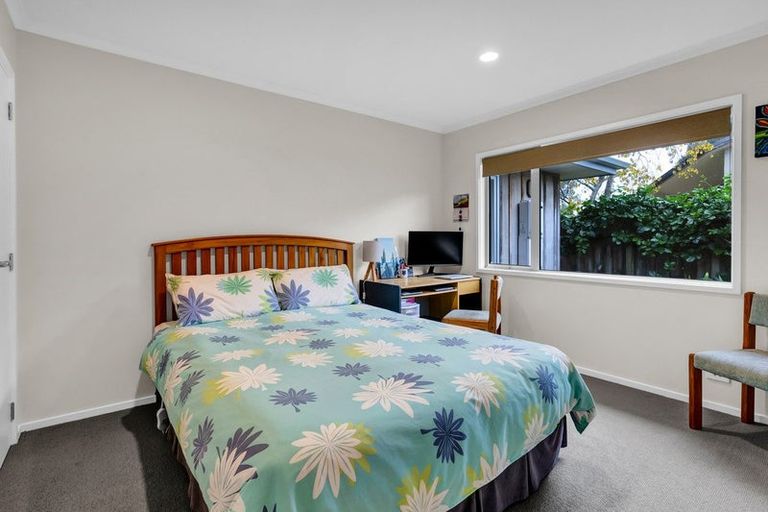 Photo of property in 74 Wairau Road, Oakura, 4314