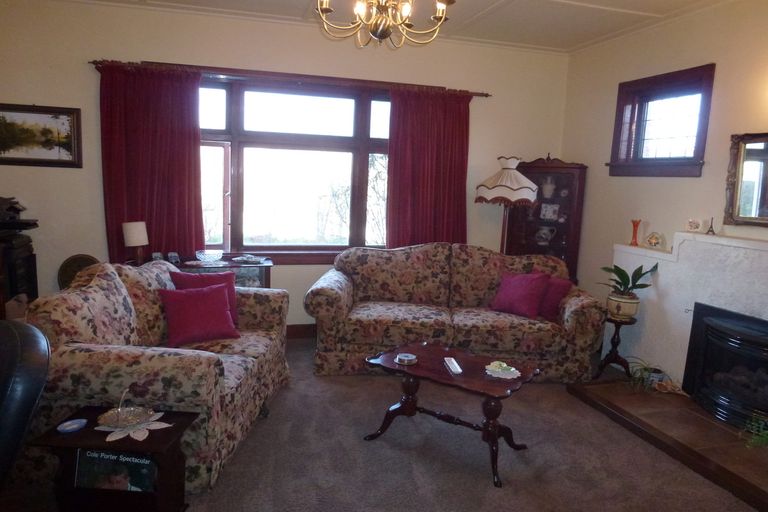 Photo of property in 15 Wilson Street, Omakau, 9376