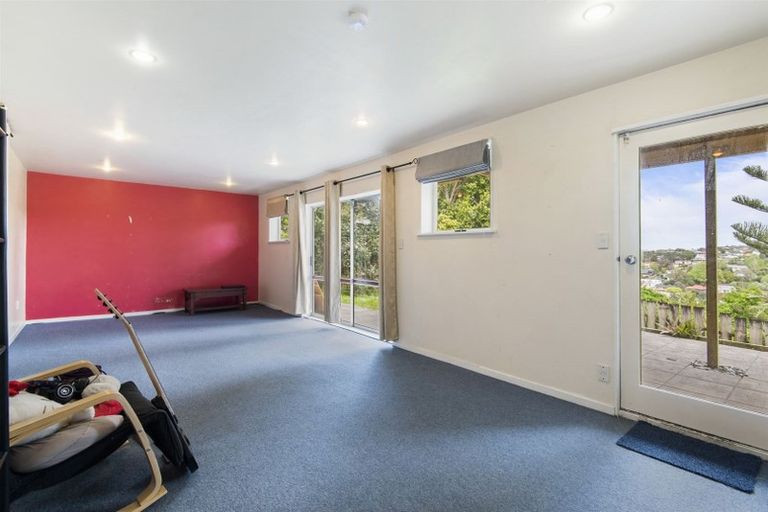 Photo of property in 118 Carlisle Road, Browns Bay, Auckland, 0632