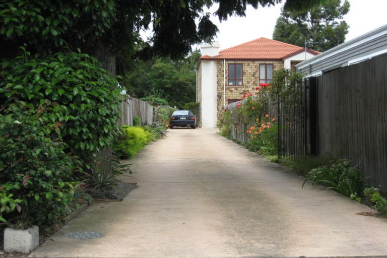 Photo of property in 12a Ilam Road, Upper Riccarton, Christchurch, 8041