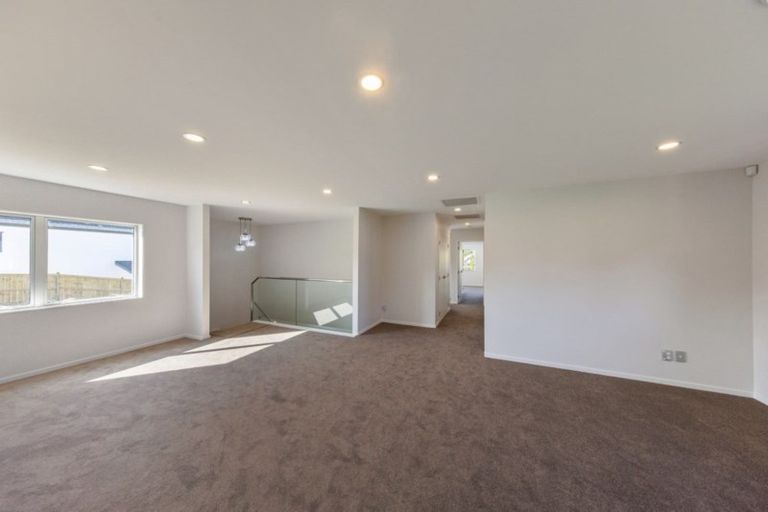 Photo of property in 16 Jaedee Court, Howick, Auckland, 2014