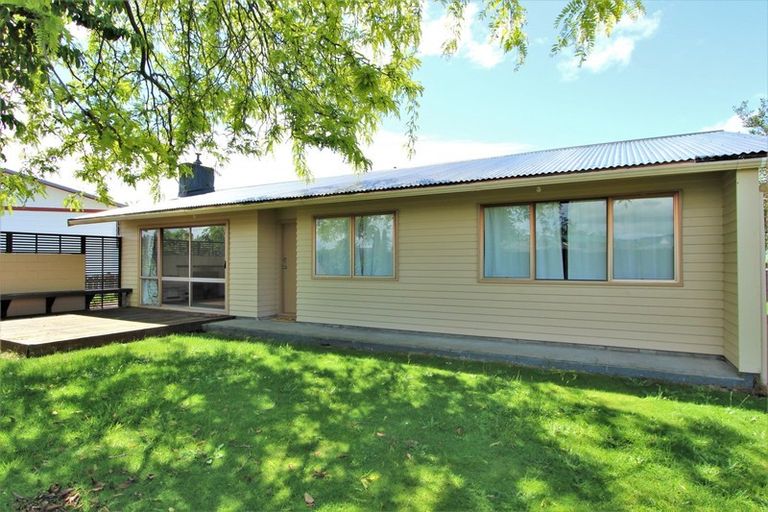 Photo of property in 29 Browning Crescent, Owhata, Rotorua, 3010