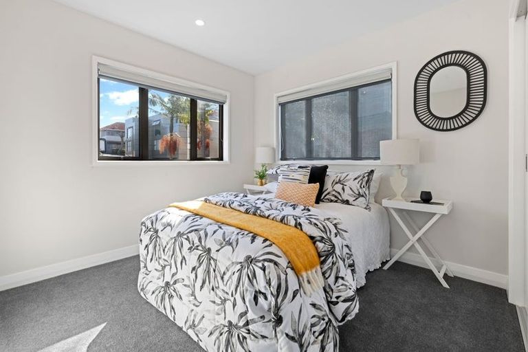 Photo of property in 20a Waterloo Street, Howick, Auckland, 2014