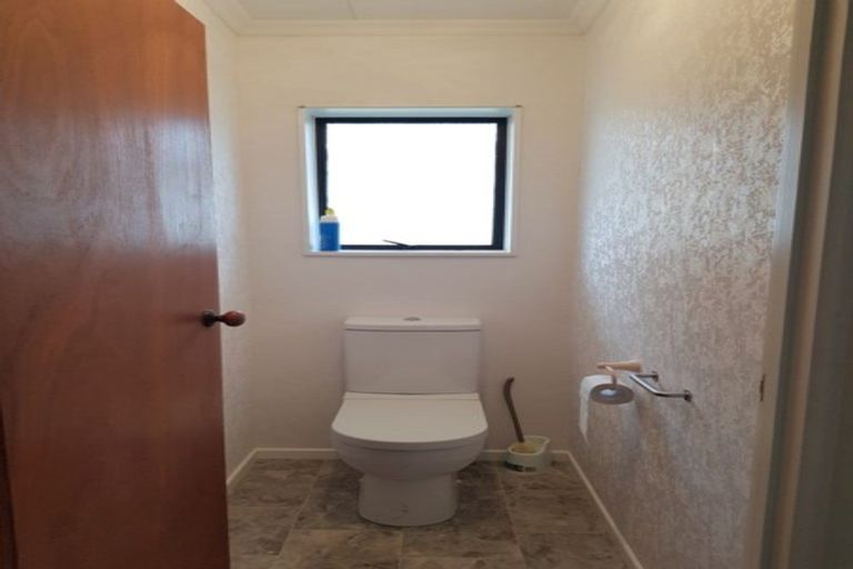 Photo of property in 28a Tukapa Street, Westown, New Plymouth, 4310