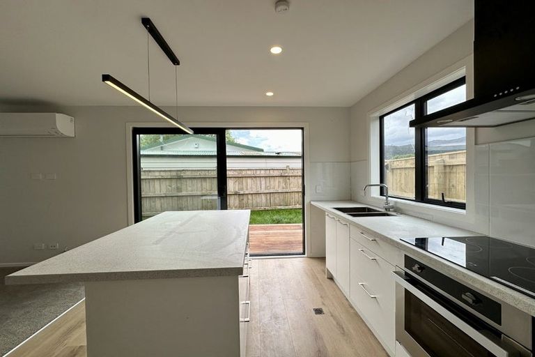 Photo of property in 17 Gibson Crescent, Naenae, Lower Hutt, 5011