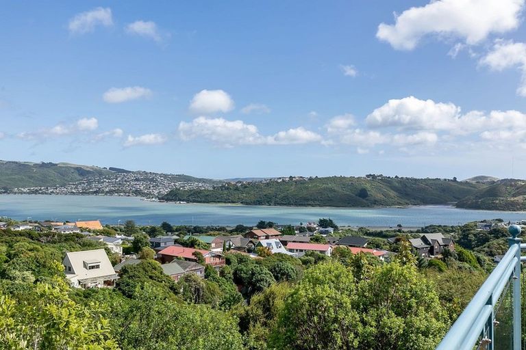 Photo of property in 7 Cromarty Place, Papakowhai, Porirua, 5024