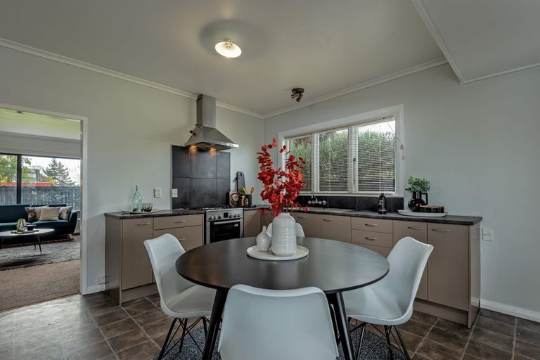 Photo of property in 1014 Tremaine Avenue, Roslyn, Palmerston North, 4414