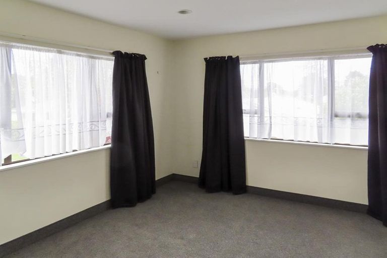 Photo of property in 5 California Drive, Totara Park, Upper Hutt, 5018