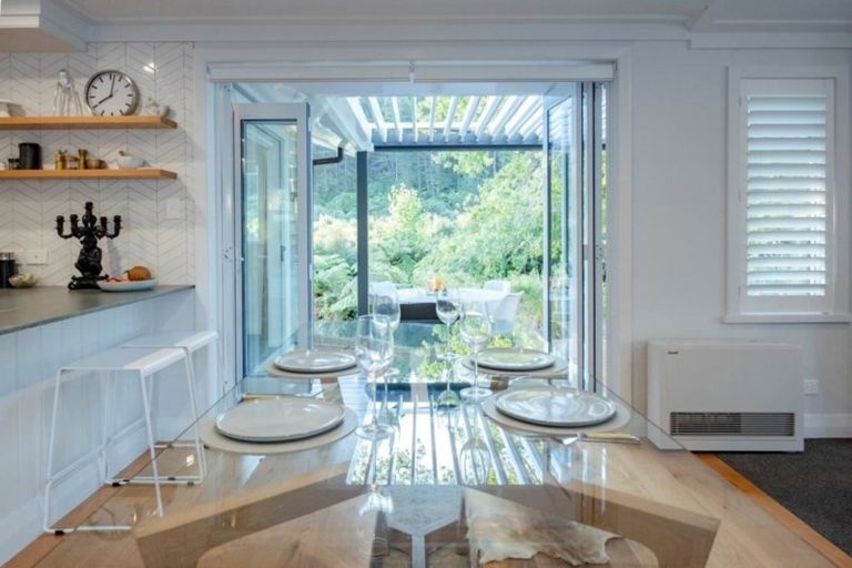 Photo of property in 13 Wautaiti Drive, Riverhead, 0820