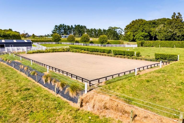 Photo of property in 167 Henwood Road, Paraite, New Plymouth, 4372