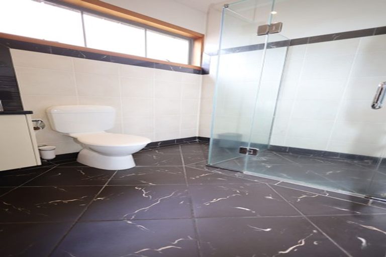 Photo of property in 30 Karaka Road, Otumoetai, Tauranga, 3110