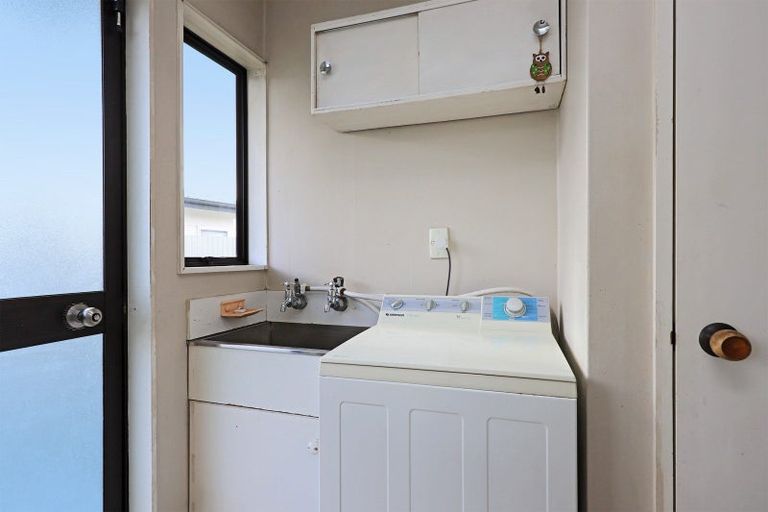 Photo of property in 1/40 Townshend Crescent, Greenmeadows, Napier, 4112