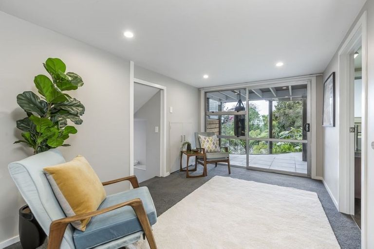 Photo of property in 681 East Coast Road, Browns Bay, Auckland, 0630