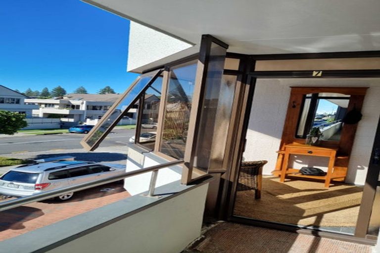 Photo of property in 40m Maunganui Road, Mount Maunganui, 3116
