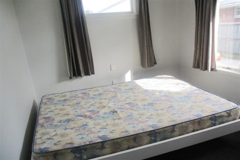 Photo of property in 85 Memorial Avenue, Ilam, Christchurch, 8053