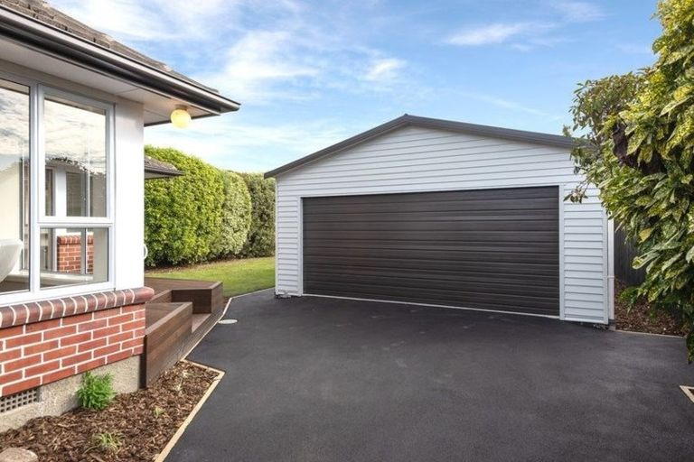 Photo of property in 117 Harris Crescent, Papanui, Christchurch, 8053