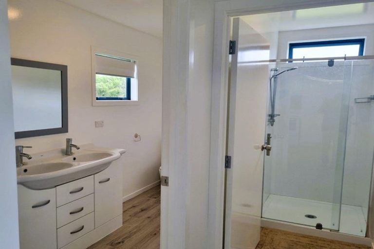 Photo of property in 27 Marsden Point Road, Ruakaka, 0116