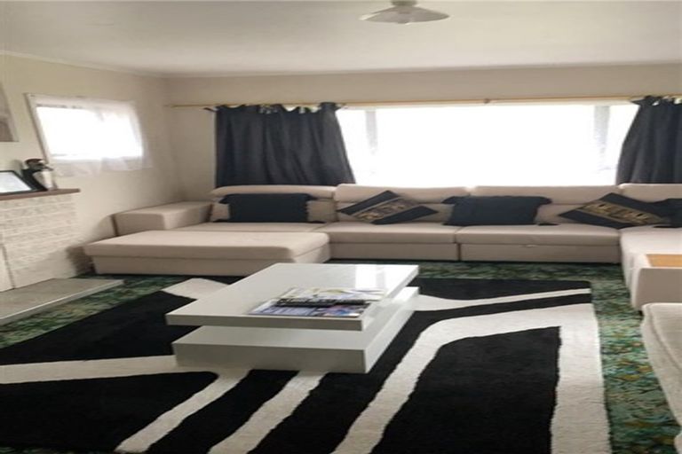 Photo of property in 34 Thompson Terrace, Manurewa, Auckland, 2102