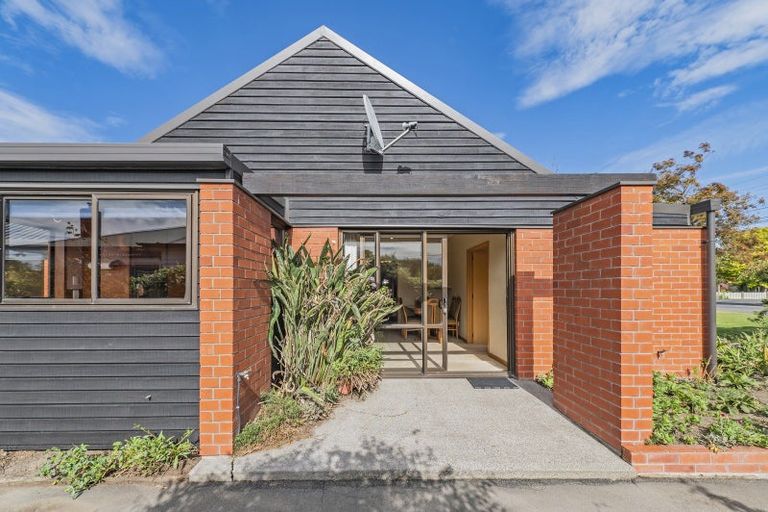 Photo of property in 4 Johnston Street, Leeston, 7632