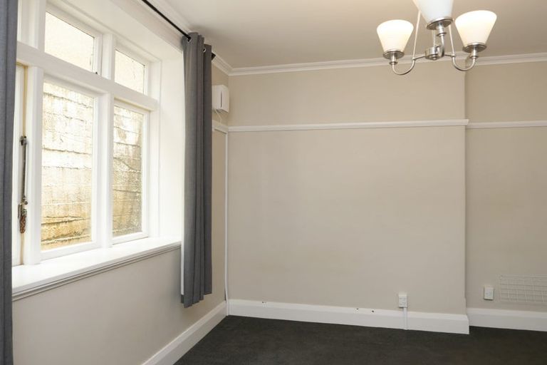 Photo of property in 84a Salamanca Road, Kelburn, Wellington, 6012