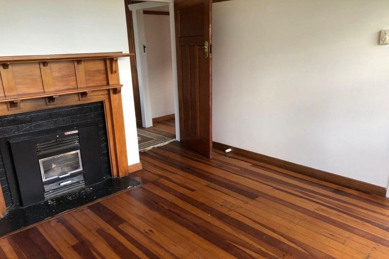 Photo of property in 25 Busby Street, Blockhouse Bay, Auckland, 0600