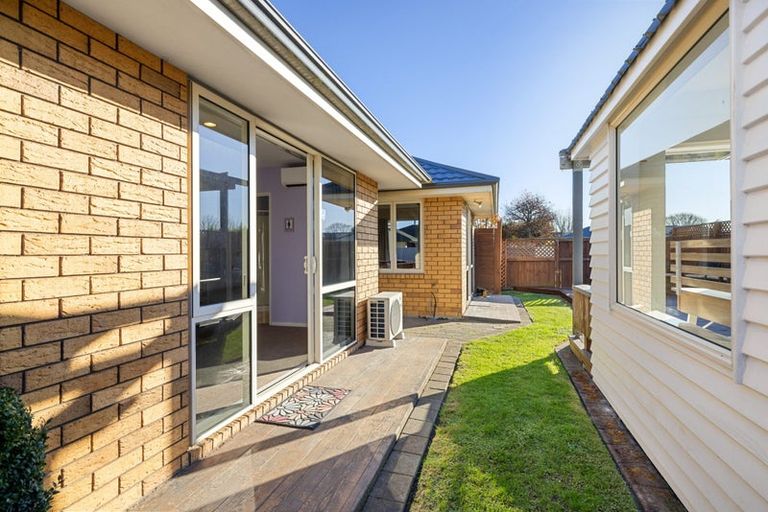 Photo of property in 21 Bernadette Street, Aidanfield, Christchurch, 8025