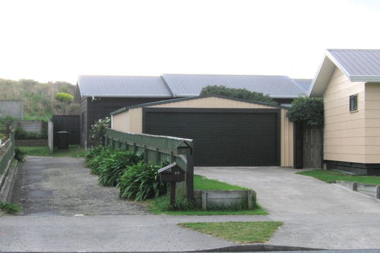 Photo of property in 85 Queens Road, Waikanae Beach, Waikanae, 5036