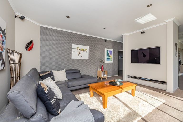 Photo of property in 55 Waitotara Drive, Waipapa, 0230