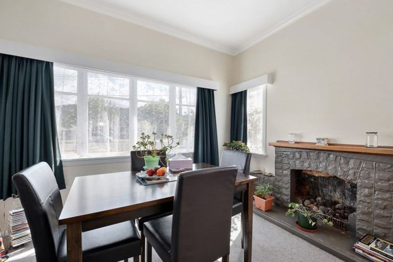 Photo of property in 4/4a Oak Street, Ebdentown, Upper Hutt, 5018
