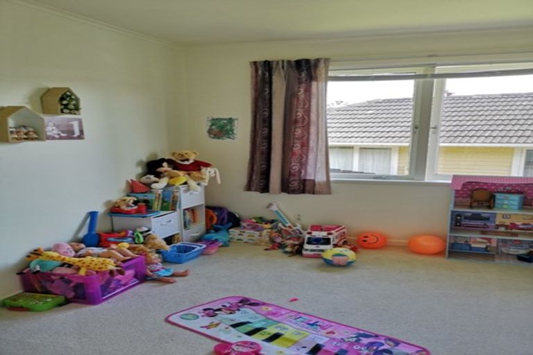 Photo of property in 1/41 Merriefield Avenue, Forrest Hill, Auckland, 0620