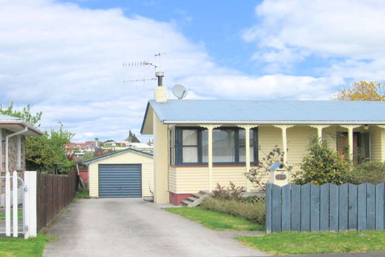 Photo of property in 23 Woodford Avenue, Brookfield, Tauranga, 3110