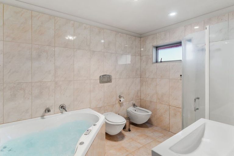Photo of property in 10 Matthew Place, Aidanfield, Christchurch, 8025