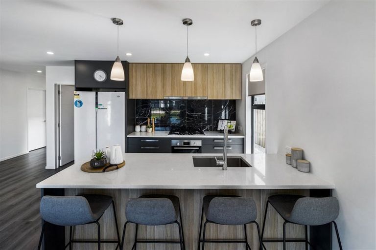 Photo of property in 11 El Patron Lane, Halswell, Christchurch, 8025