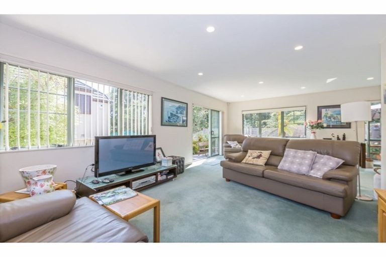 Photo of property in 13l Eban Avenue, Hillcrest, Auckland, 0627