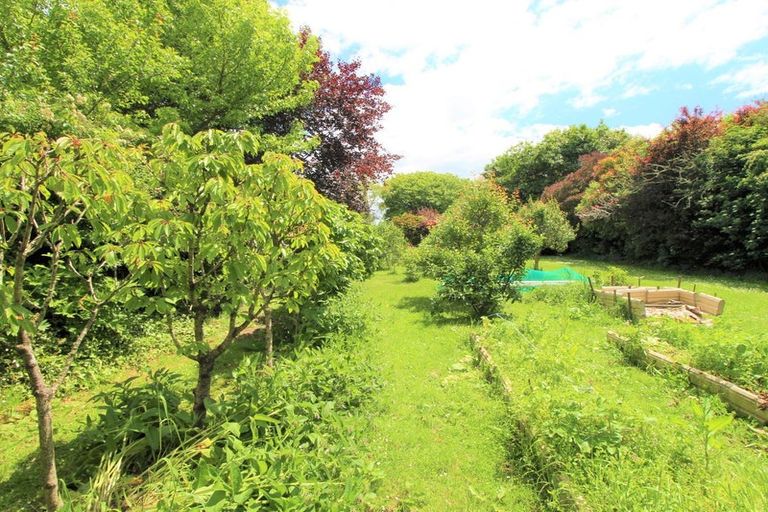 Photo of property in 15 Awamoa Road, South Hill, Oamaru, 9400