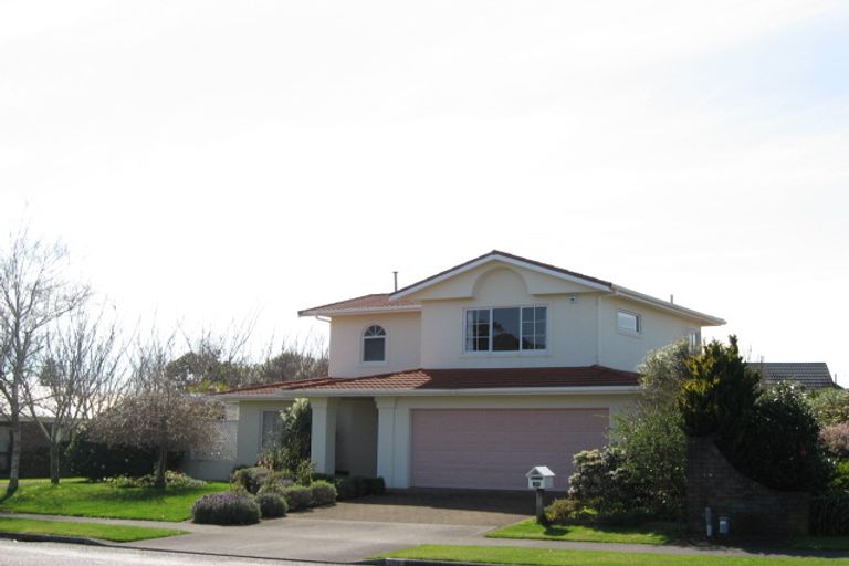 Photo of property in 158 Heta Road, Highlands Park, New Plymouth, 4312