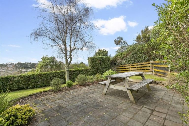 Photo of property in 13 Mcclintock Road, Massey, Auckland, 0614