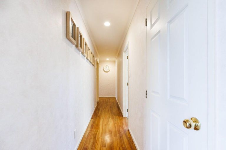 Photo of property in 3 Montana Way, Milson, Palmerston North, 4414