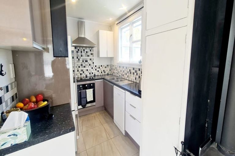 Photo of property in 32 Rimutaka Street, Trentham, Upper Hutt, 5018