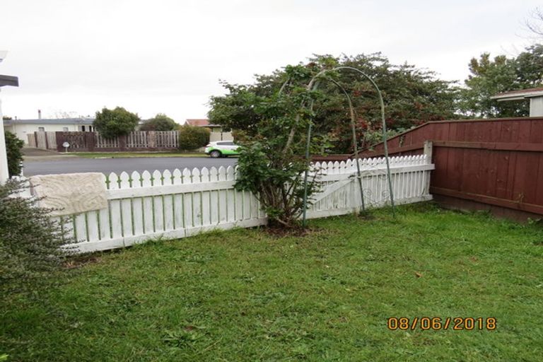 Photo of property in 5 Wells Place, Tamatea, Napier, 4112