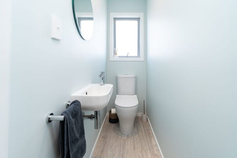 Photo of property in 39a Wharemauku Road, Raumati Beach, Paraparaumu, 5032