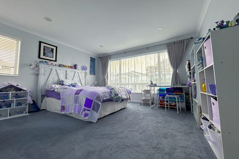 Photo of property in 36 Cilliers Drive, Silverdale, 0932