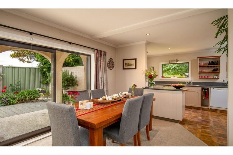 Photo of property in 82 Ashworth Street, Alexandra, 9320