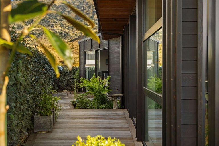 Photo of property in Kawarau Heights, 21 Kawarau Heights Boulevard, Lake Hayes, Queenstown, 9304