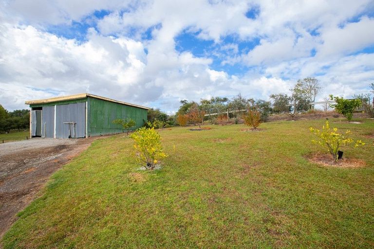 Photo of property in 939 Port Albert Road, Wellsford, 0973
